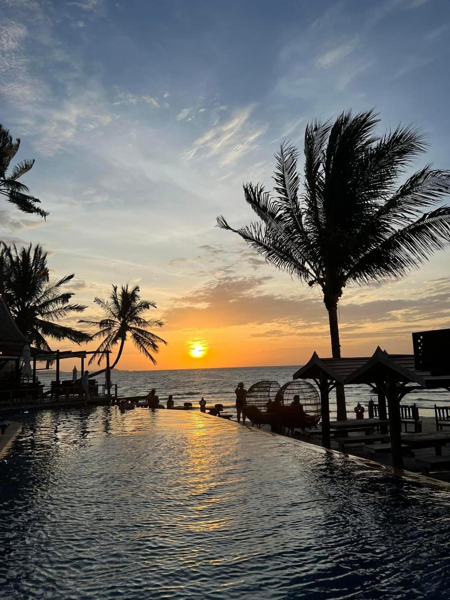Sasitara Thai Villas Choeng Mon Exterior photo